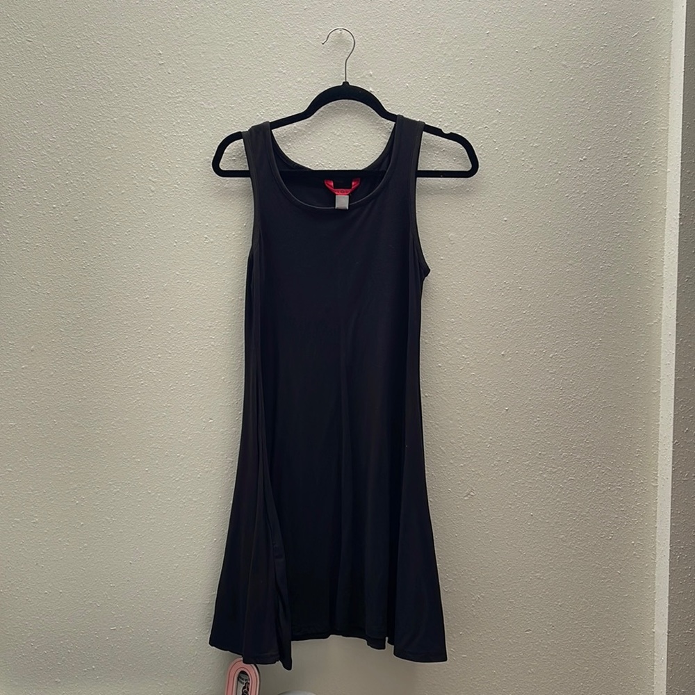 Black dress, size medium!